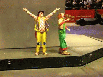 giphy.gif.bfd019ff7df05cf309b7dbcce717b78e.gif